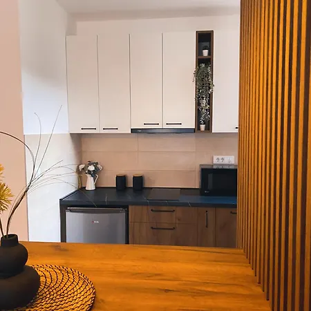 Elena Lägenhet Divčibare